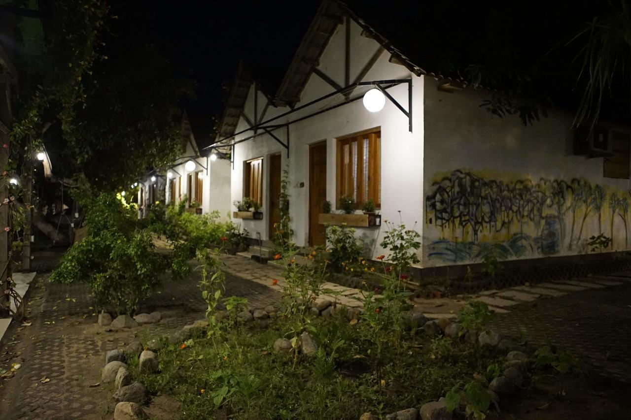 Dao Hoa Vang Villa Cam Ranh Extérieur photo
